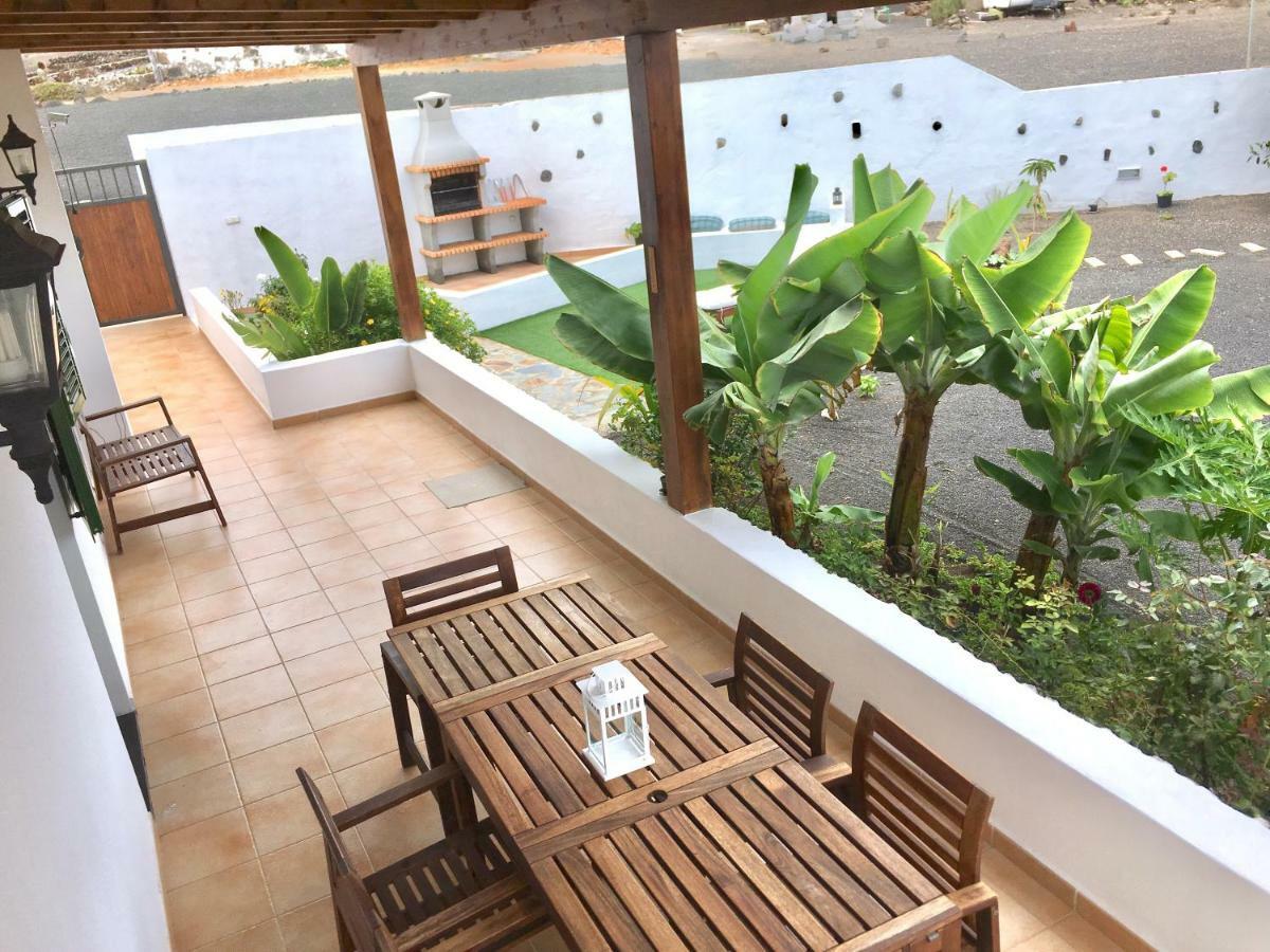 Finca La Costa Tinajo Eksteriør billede